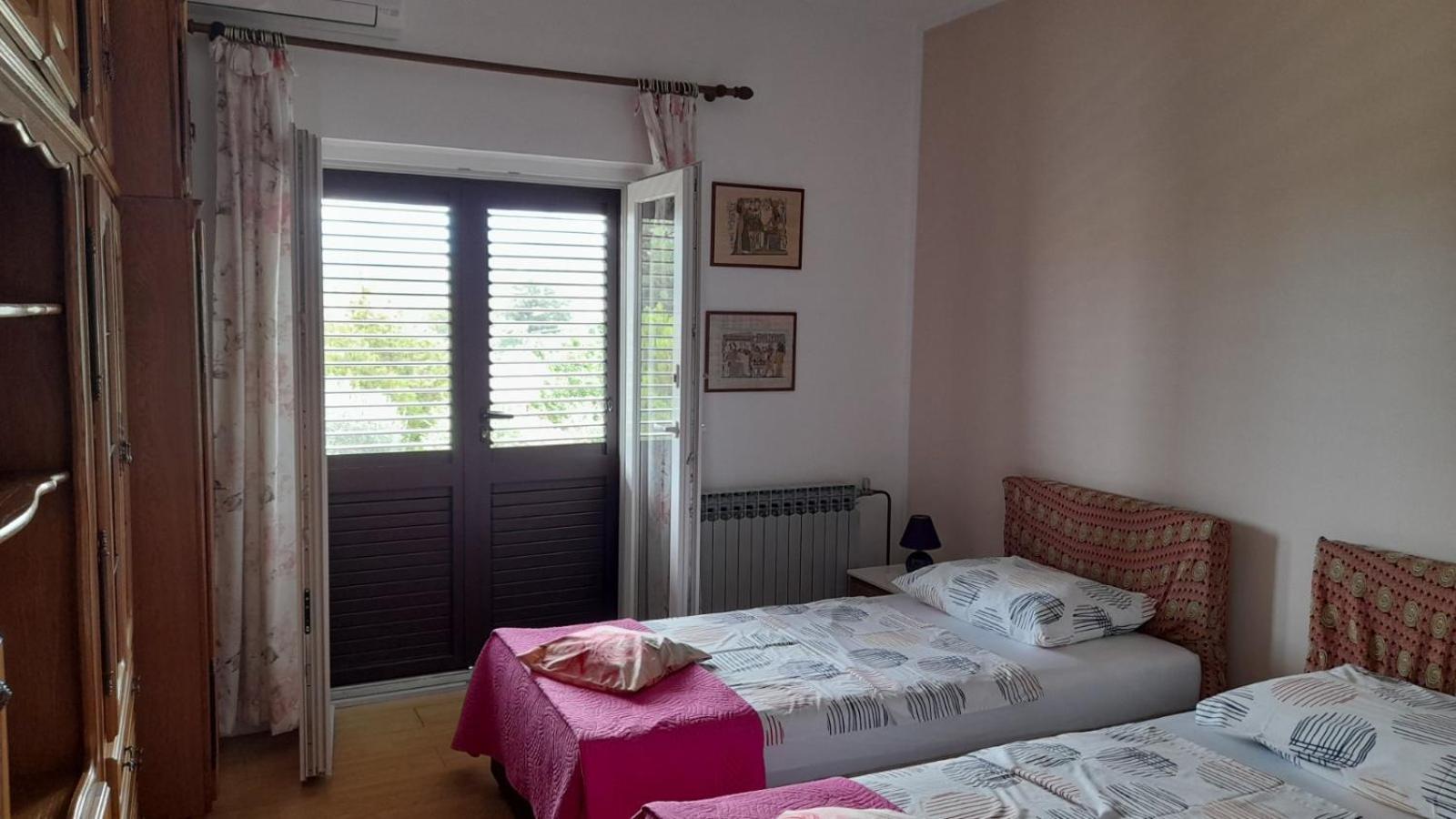 Family Apartment Tonko With King'S Bed Matulji Exterior foto